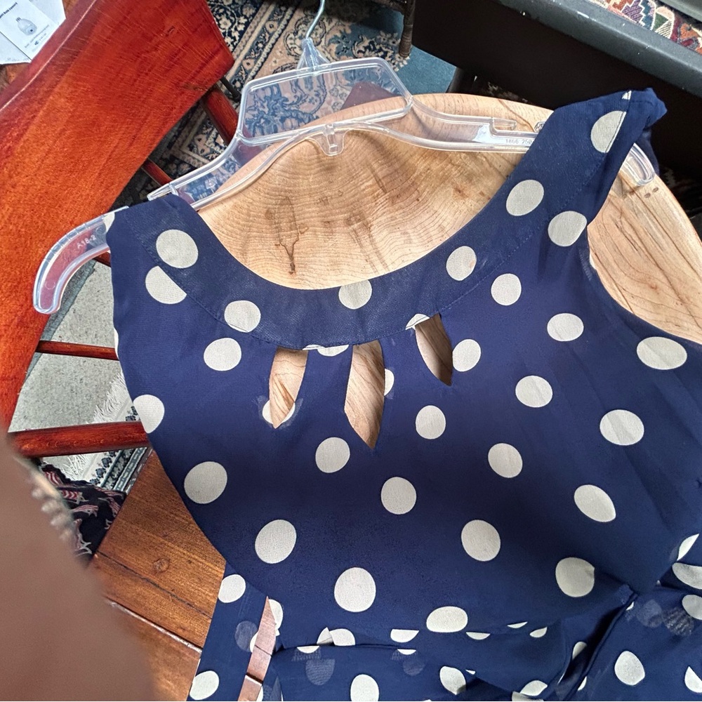 I Le New York Navy/Beige PolkaDot Sleeveless Dress-16W. Neckline cutouts. Belted - Picture 2 of 6